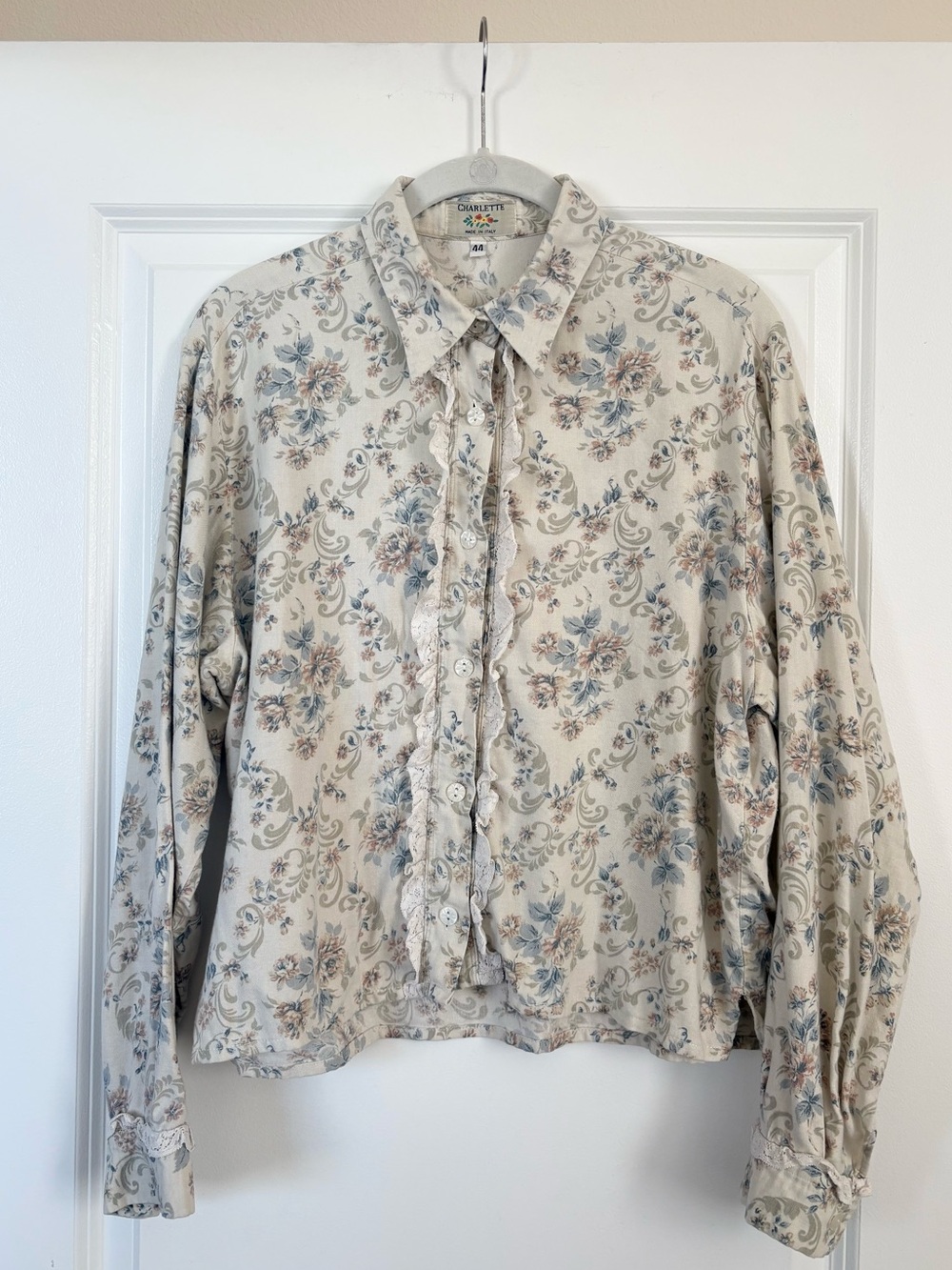 Vintage Charlette Long Sleeve Button Down Lace Floral Blouse Top Made in Italy